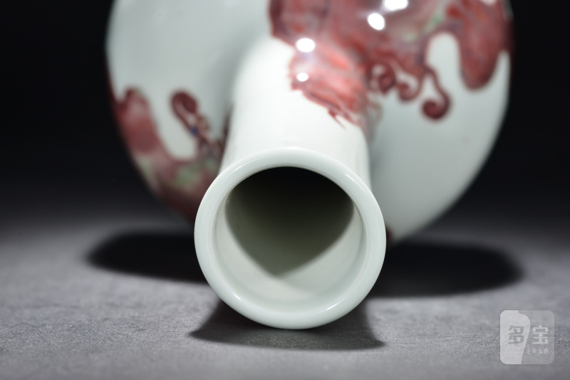 清 釉里红锥把瓶 - 图6
